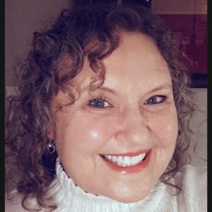 Meet your Posher, Becky